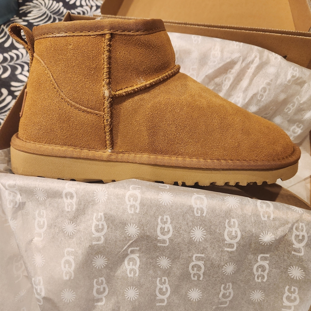 UGG Women's Tan Boots